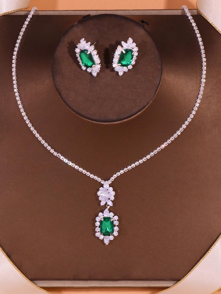 Necklace Earrings Set