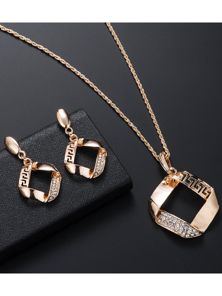 Golden White Color Hollow Necklace Earrings Set