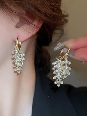 Leaves Zircon Tassel Earrings