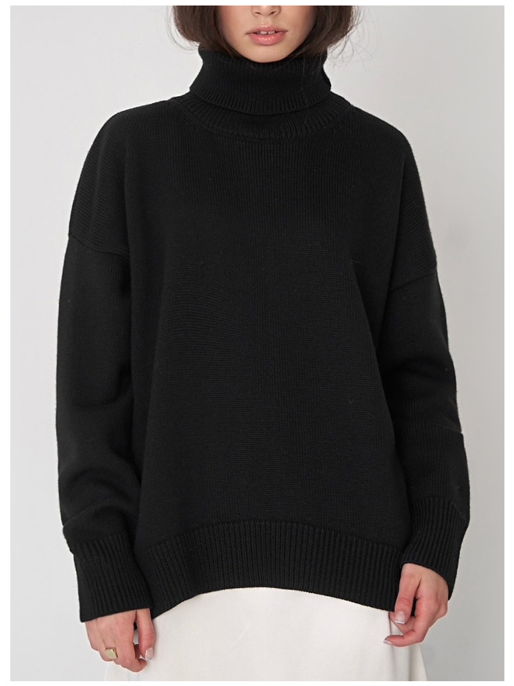 سترة ذات رقبة مدورة بلون سادة