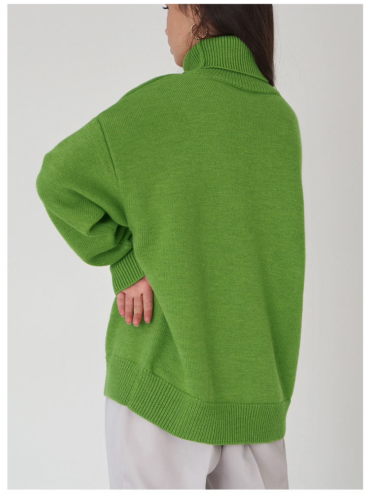 سترة ذات رقبة مدورة بلون سادة