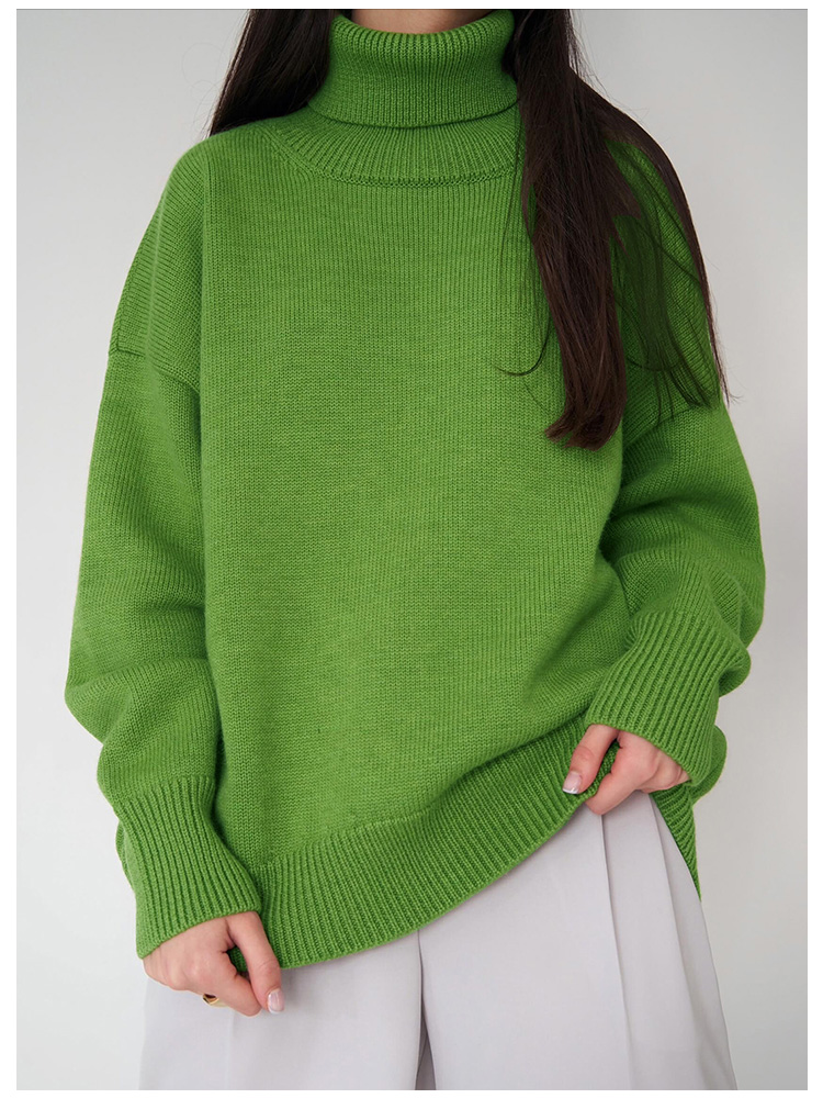 سترة ذات رقبة مدورة بلون سادة