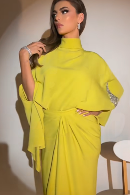 New Solid Color Slit Dress with Sequin Embellishments