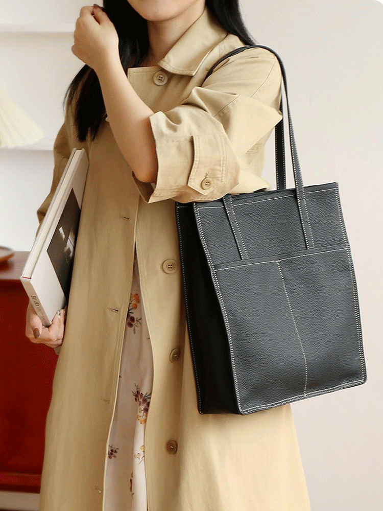 Large capacity multi-pocket shoulder bag