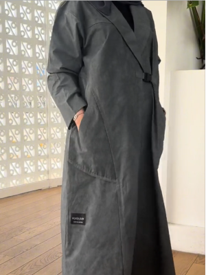 Design button high-grade gray elegant robe