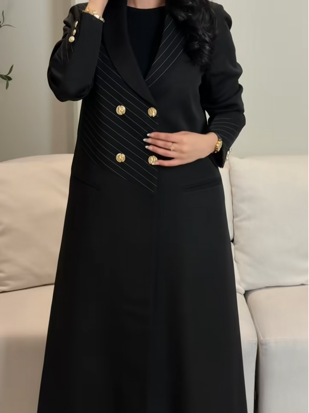 Gold buttoned twill collar robe